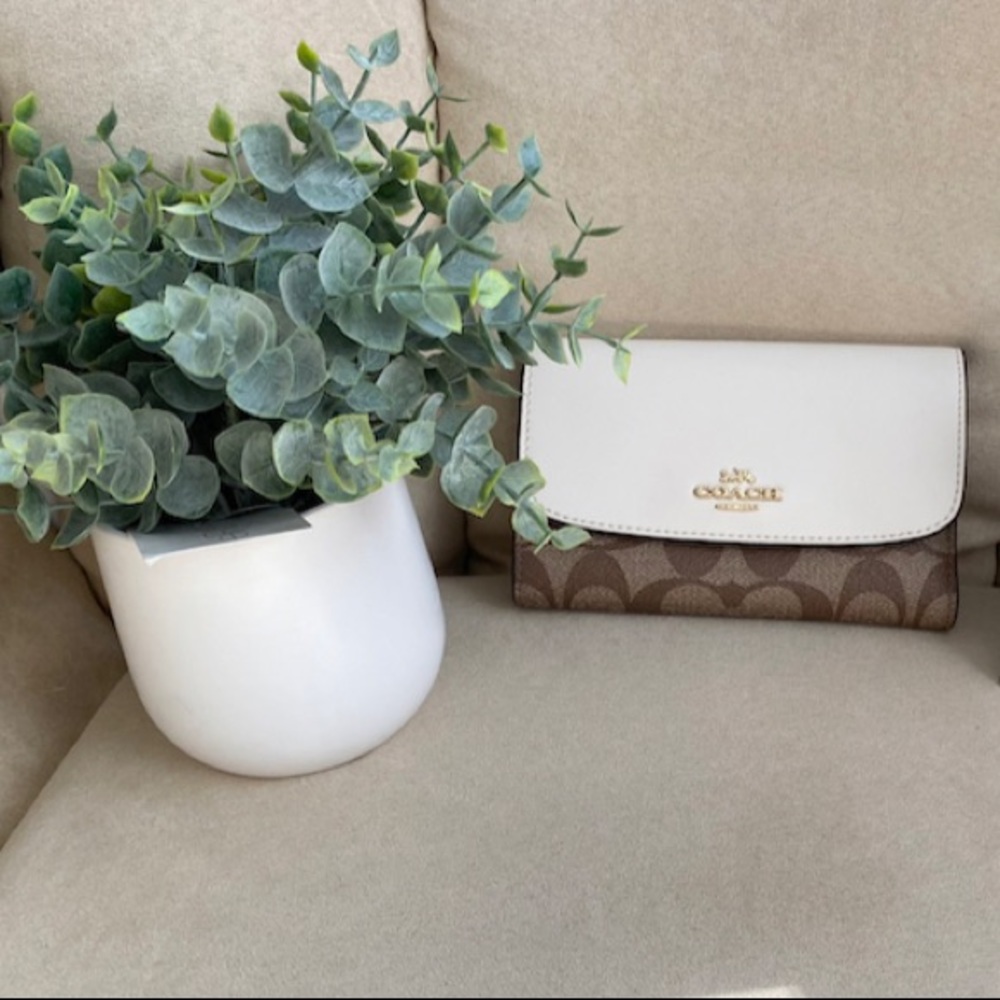 ❗️SOLD❗️ Coach Wallet